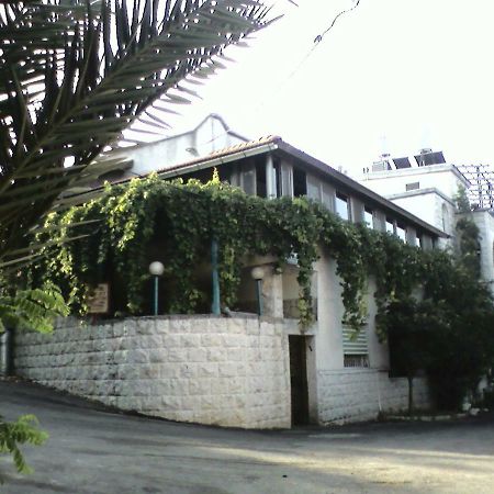 Shalom Inn Wolfinger Safed Exterior photo