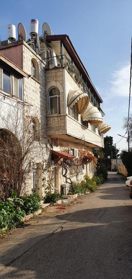 Shalom Inn Wolfinger Safed Exterior photo